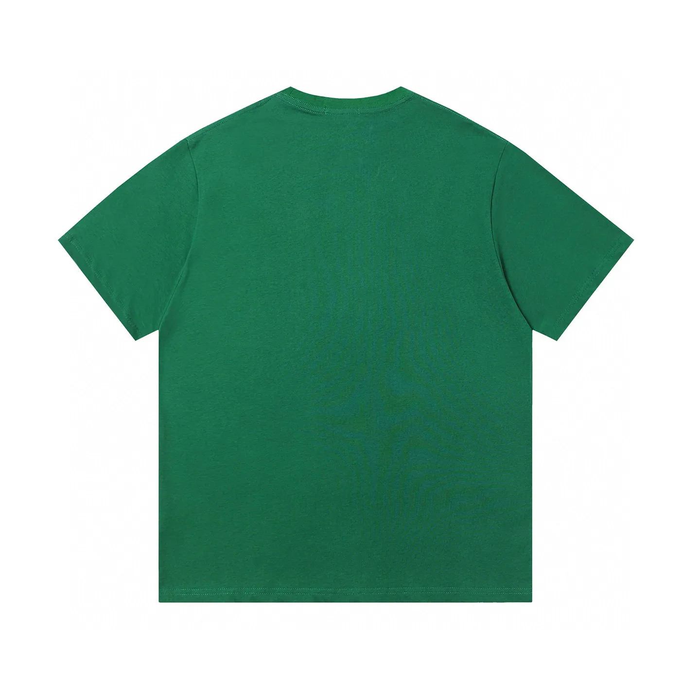 P126 Style number: 506 Ralph Lauren/Ralph Lauren 25ss summer new round-neck T-shirt with English letter embroidery. The main logo on the neck has a QR code mark, which can be scanned for verification. The detailed English letter logo embroidery is all high-density and made with imported Tajima machines, which distinguishes low-quality products on the market. 32 counts, 240g hydrophilic toner, 100% cotton fabric, comfortable and soft, highly breathable, focusing on high-end cost-effectiveness, needless to say good quality. Available in a variety of colors, both boys and girls can try this genderless style, giving them a yuppie tone in no time. Immerse yourself in your leisurely style, and have your own style in retro. Natural, vivid and very French romantic feelings, perfectly integrating youthful atmosphere and trend. Color: black, white, green, sky blue Size: S-xL S Shoulder width 44 Bust 104 Sleeve length 23 Clothing length 72 M Shoulder width 45 Bust 108 Sleeve length 24 Clothing length 74 L Shoulder width 46 Bust 112 Sleeve length 25 Clothing length 76 xL Shoulder width 47 Bust 116 Sleeve length 26 Clothing length 78